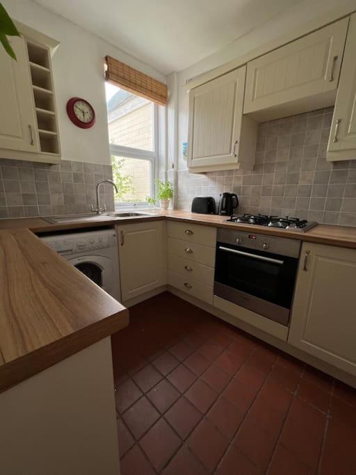 2025 Award Winner Liverpool Strawberry House - 3 Bedrooms Dış mekan fotoğraf