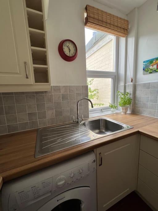 2025 Award Winner Liverpool Strawberry House - 3 Bedrooms Dış mekan fotoğraf